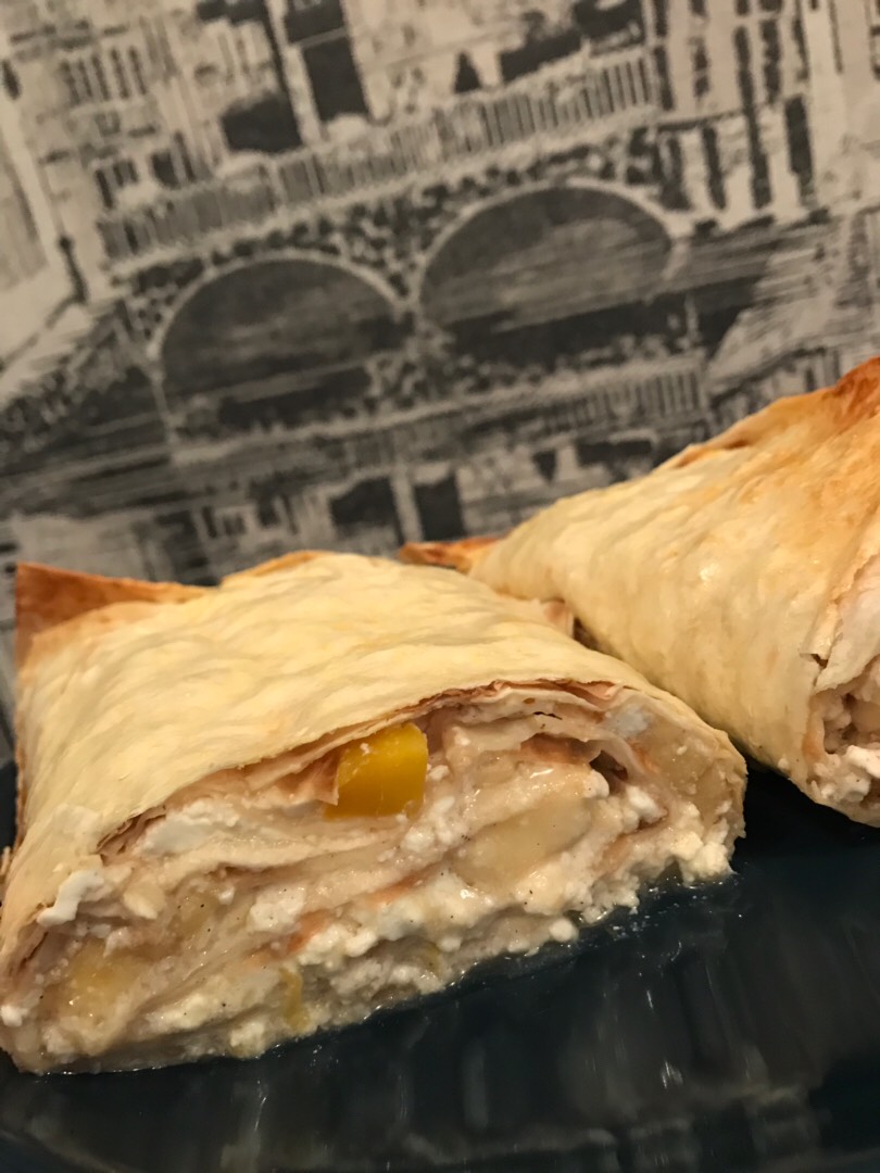 Творожный рулет