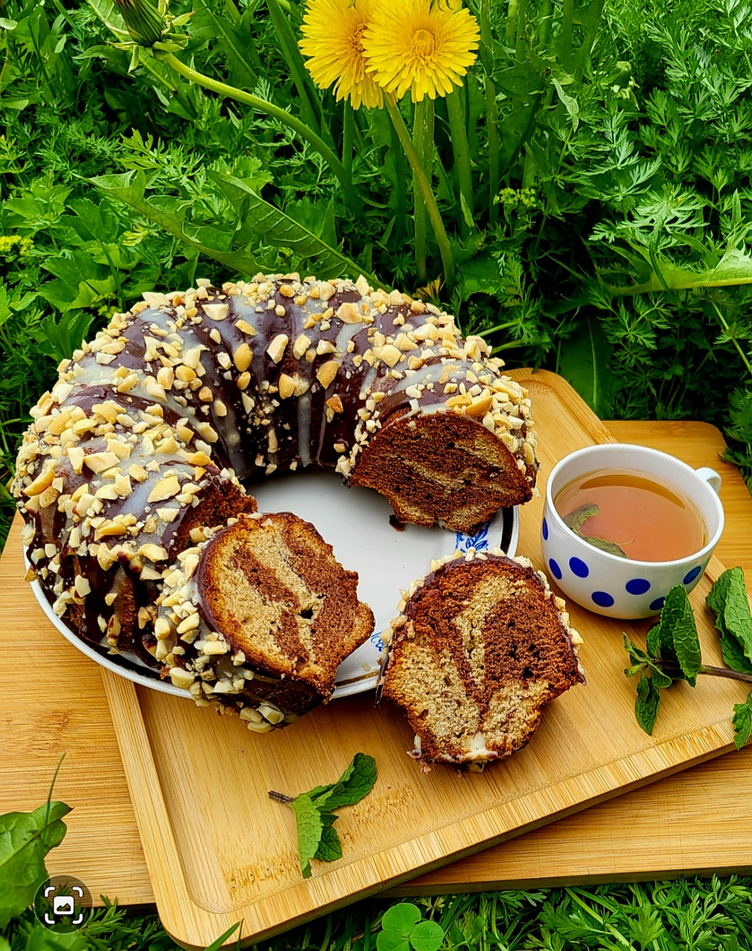 Кекс с халвой