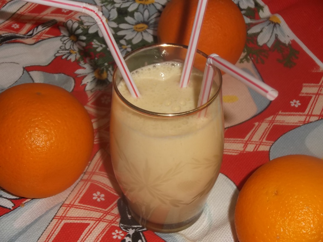 Коктейль молочно-апельсиновый. #Кулинарныймарафон