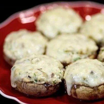 Шампиньоны с курицей и сыром🔥