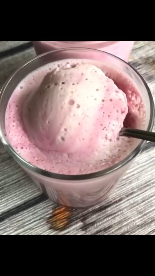 Нежное ягодное суфле