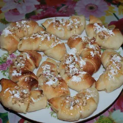 Круассаны с ананасами