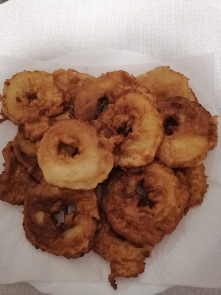 Яблоки в кляре