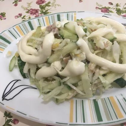 Салат из свежей капусты с курицей