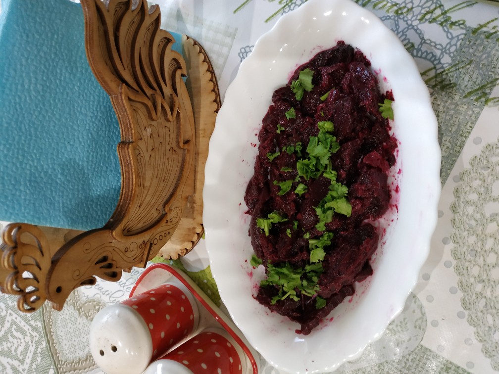 Свекла с ткемали