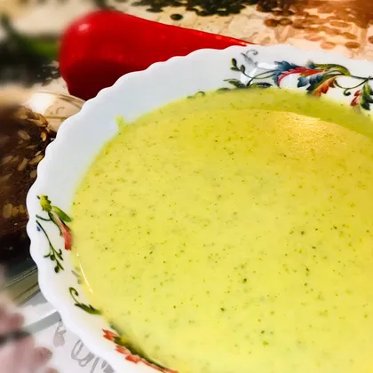 Быстрый суп-пюре из брокколи