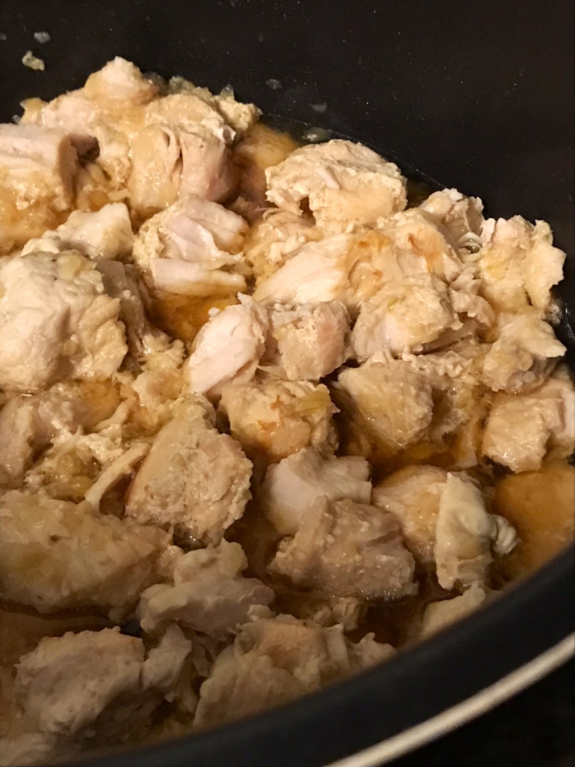 Тушенное мясо в мультиварке