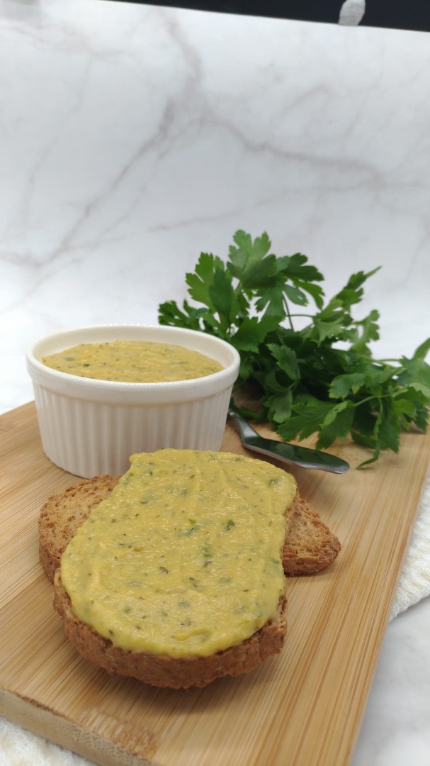 Кабачки с сыром и чесноком в духовке для намазки