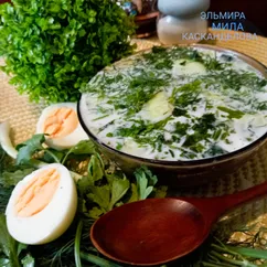 Окрошка на минеральной воде и сметане