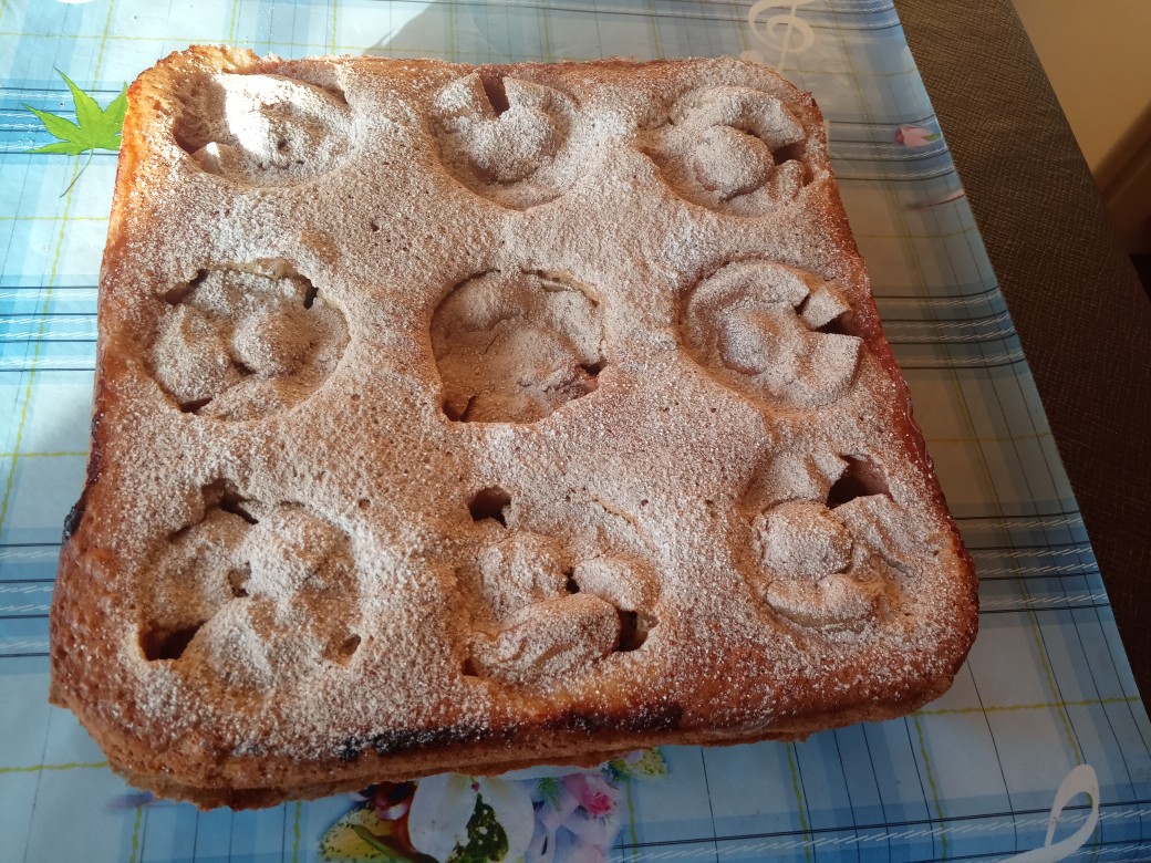 Пирог с черносливом и курагой - пошаговый рецепт с фото