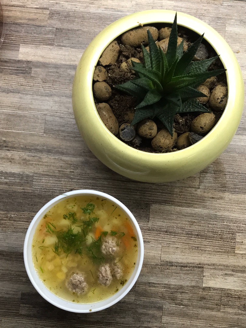 Суп гороховый с фрикадельками