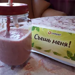 Смузи клубничное