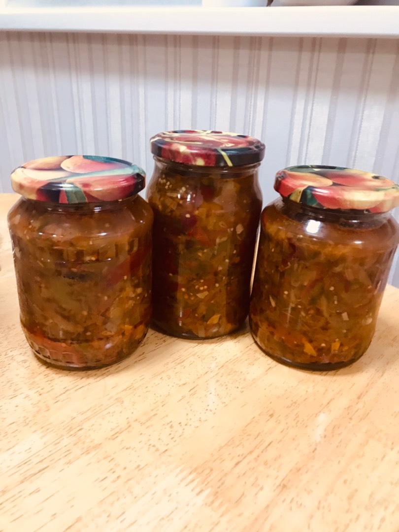 Быстрая икра из печёного баклажана и перца