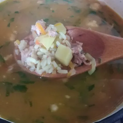 Рисовый суп с тушенкой