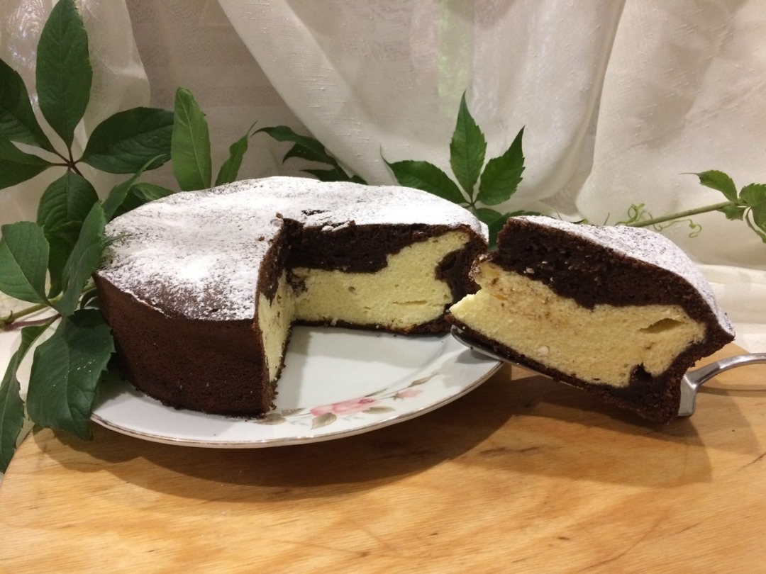 Белькович шоколадно творожный пирог. Шоколадный пирог с творожными шариками.