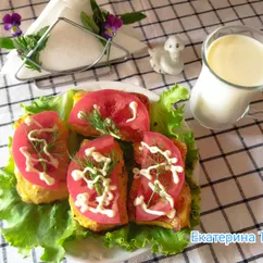 Гренки с помидорами
