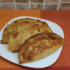 Чебуреки из заварного теста😋