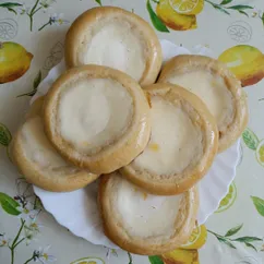 Булочки со сметанным кремом
