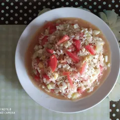 Японский салат с рисом и овощами