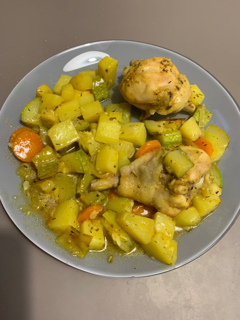 Курочка с овощами в пакете для запекания