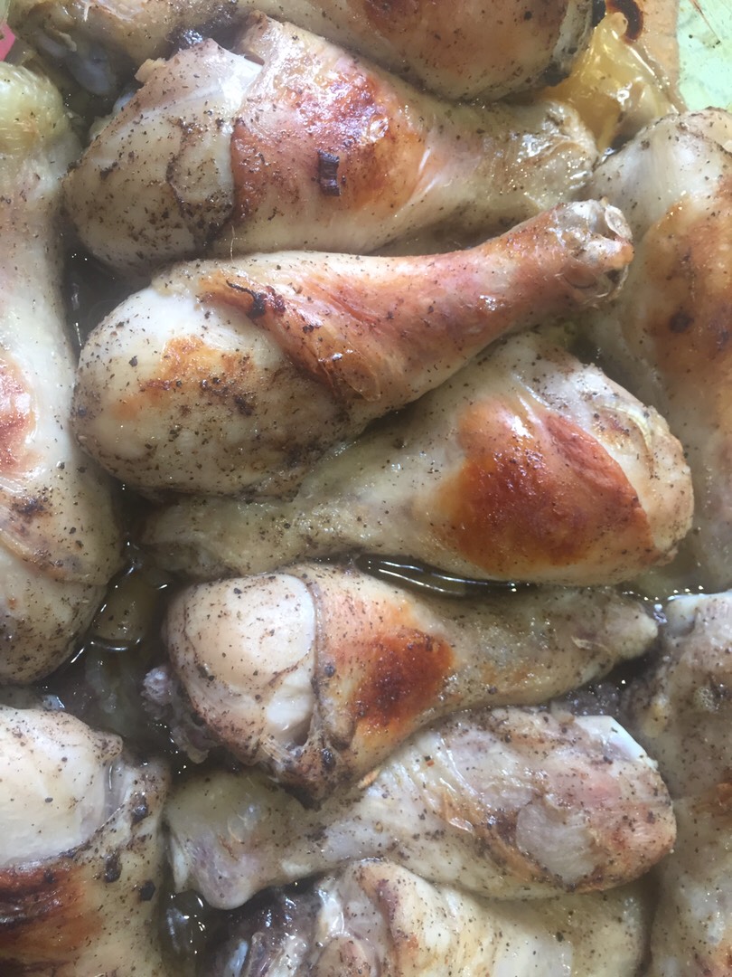 Куриная голень на подушке