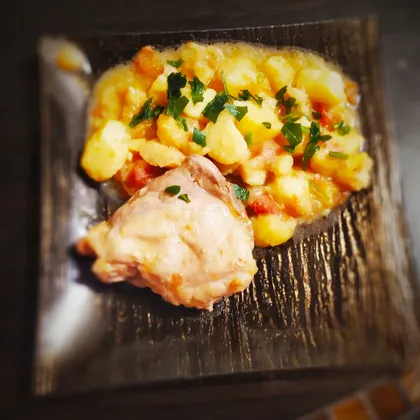 💥Тушёная картошка с куриными бёдрами в мультиварке