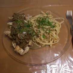 Паста и грибной соус к курице