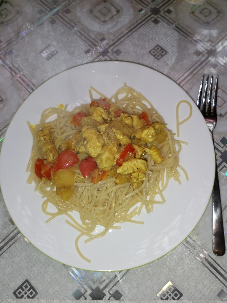 Курочка с ананасом