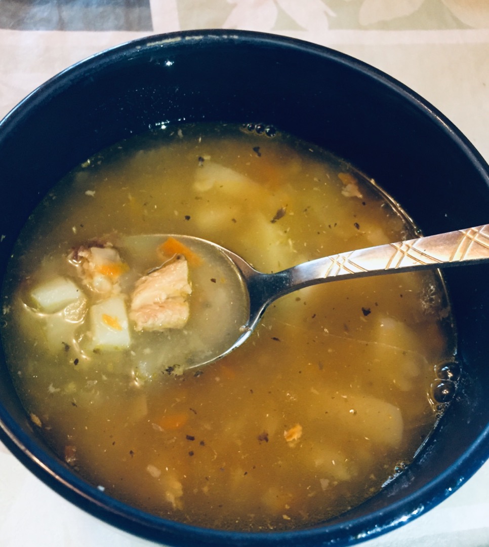 Суп из рыбных консервов в томате с рисом