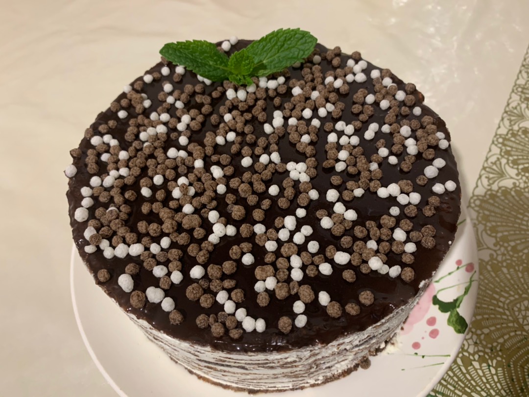 Шоколадно блинный торт