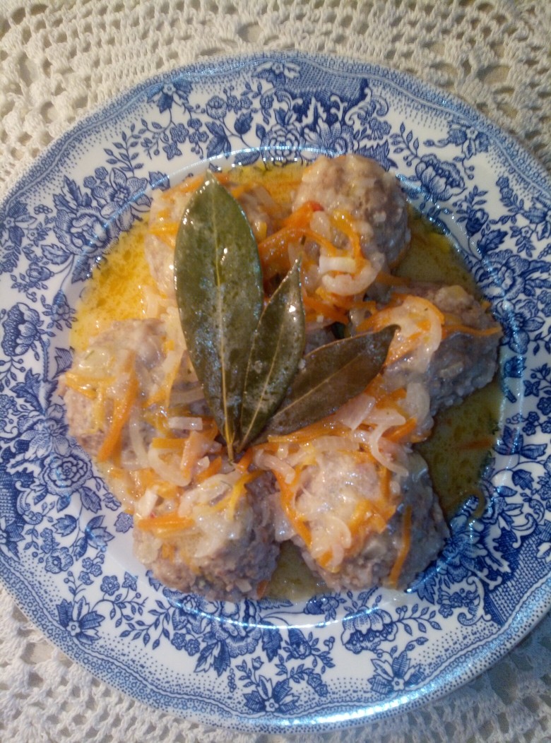 "Ежики" с томатно-сметанной подливой🍅🍅