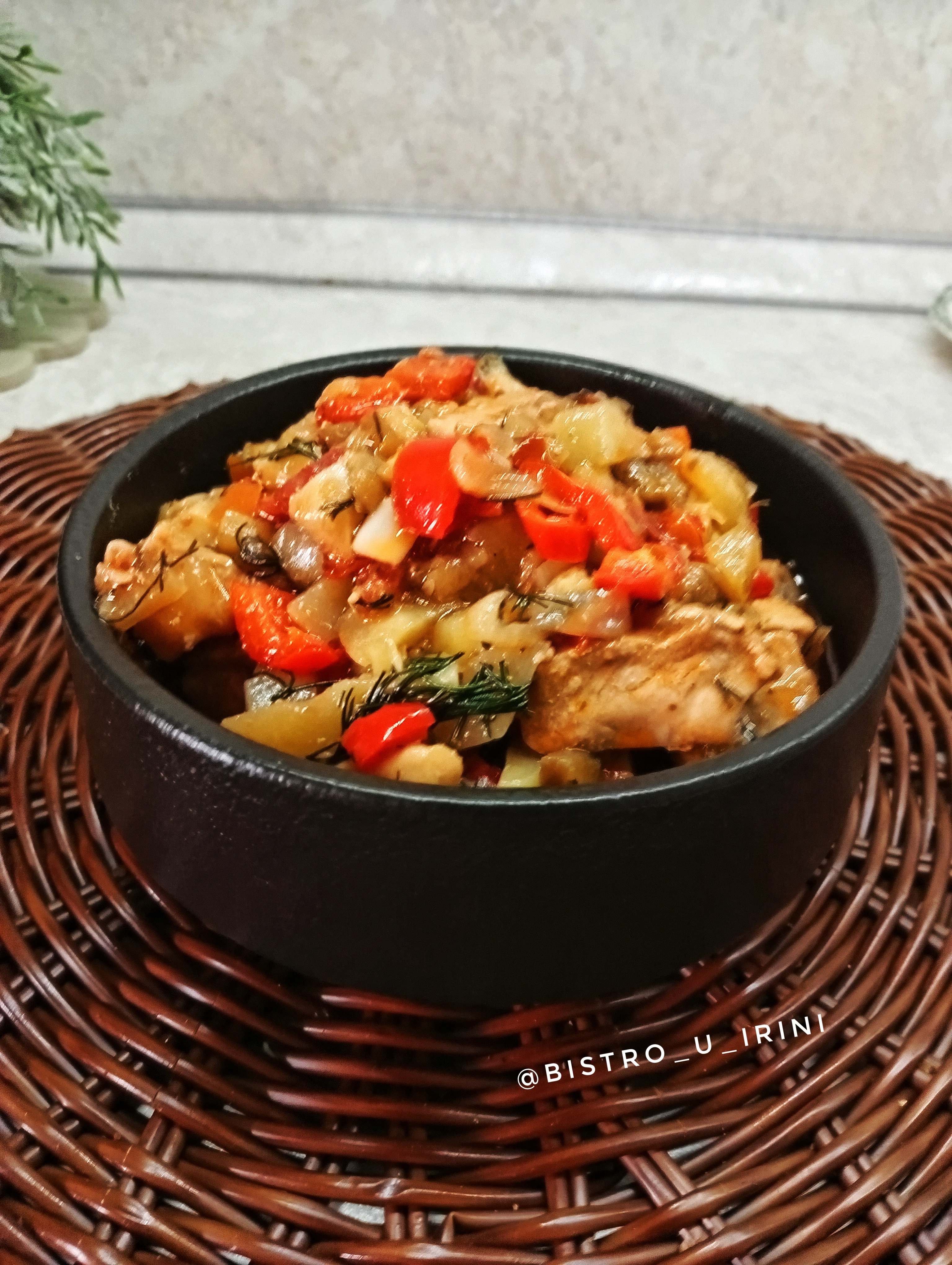 Овощное рагу с кабачками и баклажанами