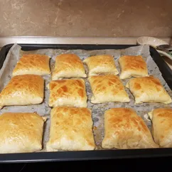 Слойки с курицей