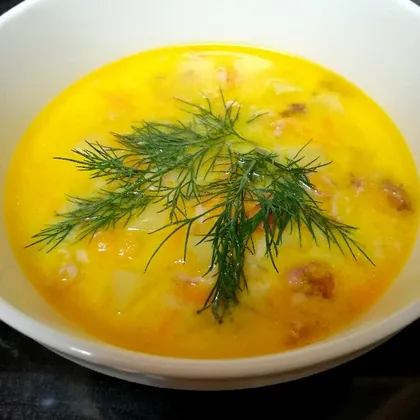 Сырный суп с копчёной курицей