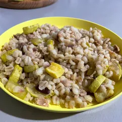 Перловая каша с кабачками