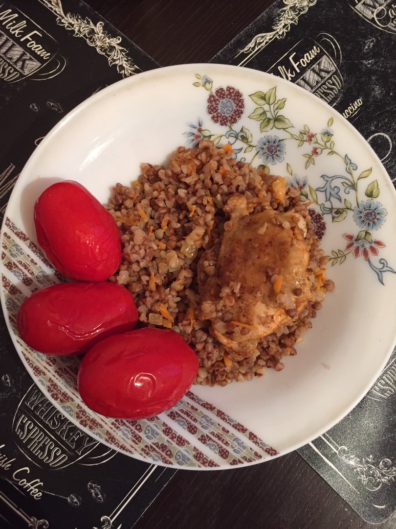 Курица с гречкой