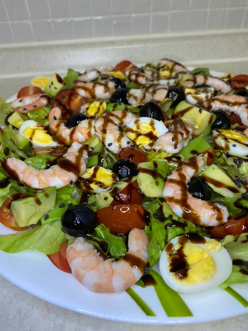 Салат с креветками