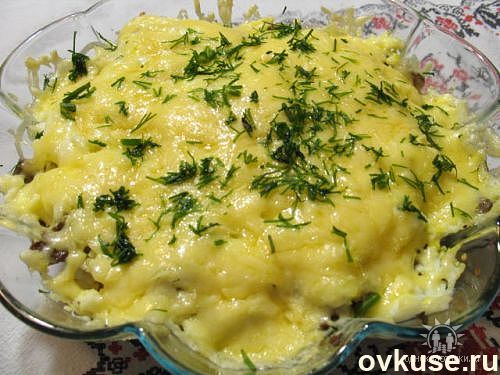 Салат горячий с курицей