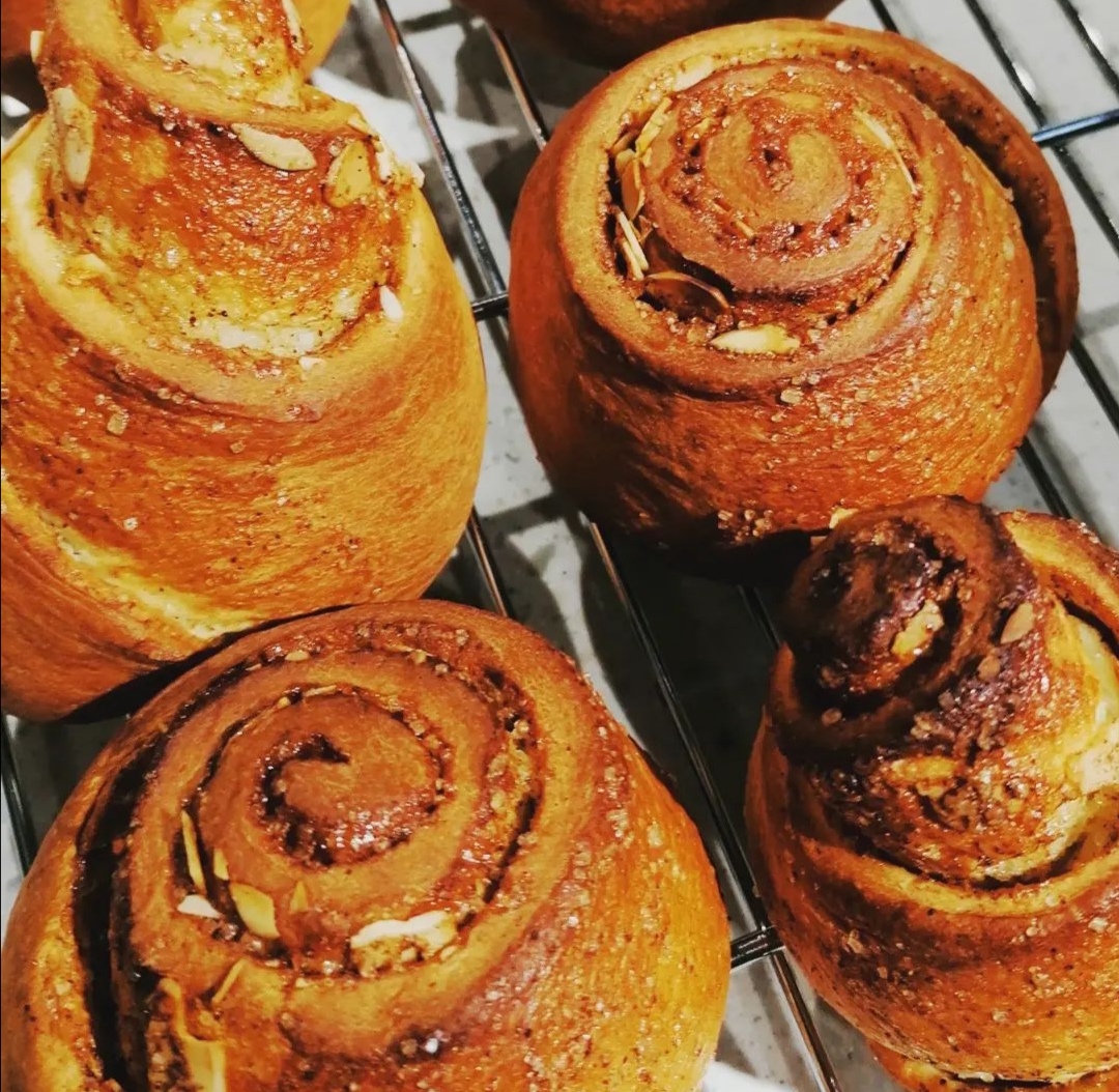 Синнабон с миндалём