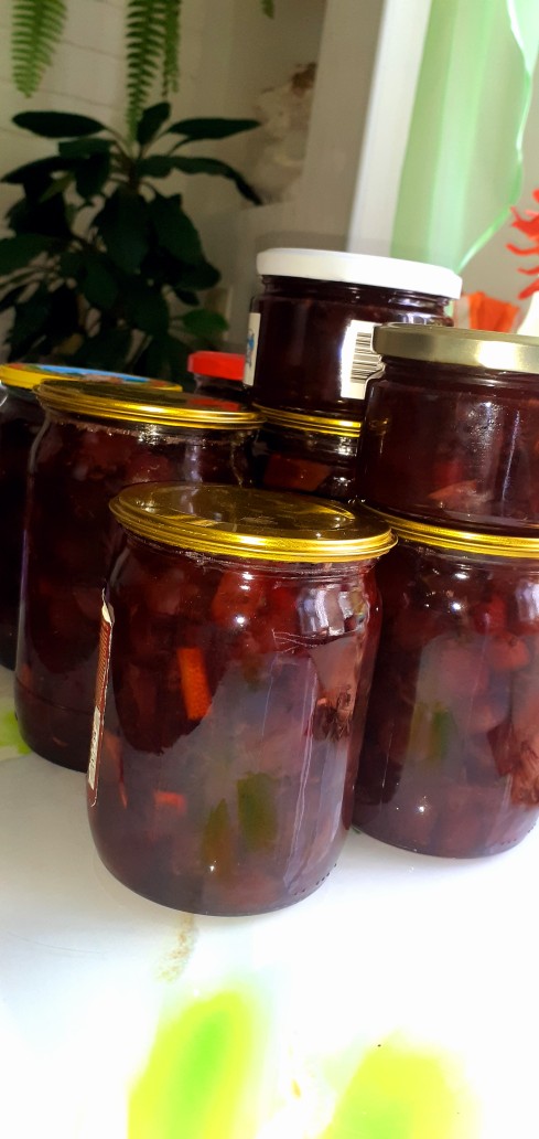 Варенье из крыжовника с лимоном и корицей