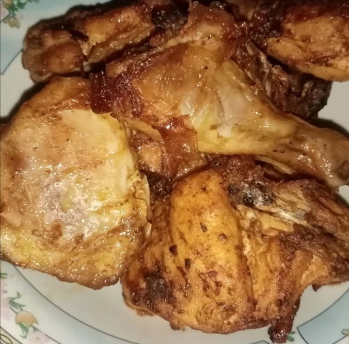 Жареная курица в духовке в горчичном маринаде