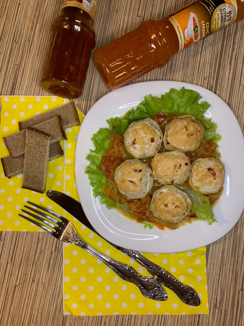 Кабачковые гнезда с фаршем