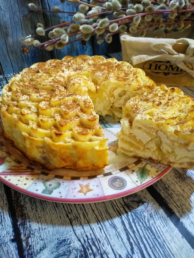 Улитка творожная с бананом