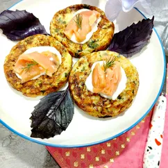 Кабачковые оладьи с сыром