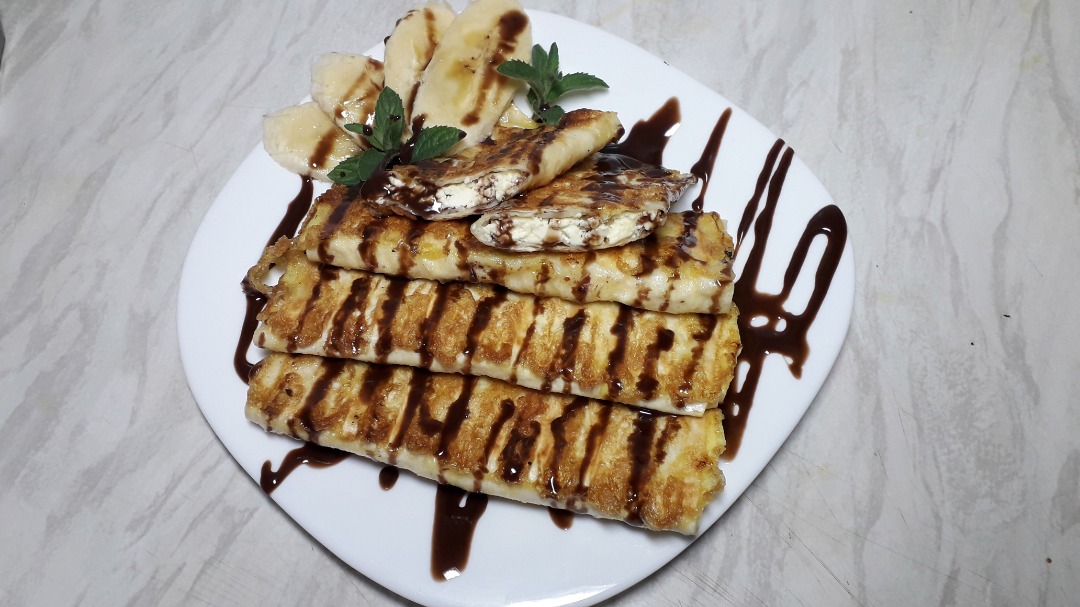 Лаваш с творогом и бананом
