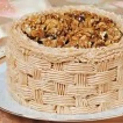 Торт «Корзина с орехами»