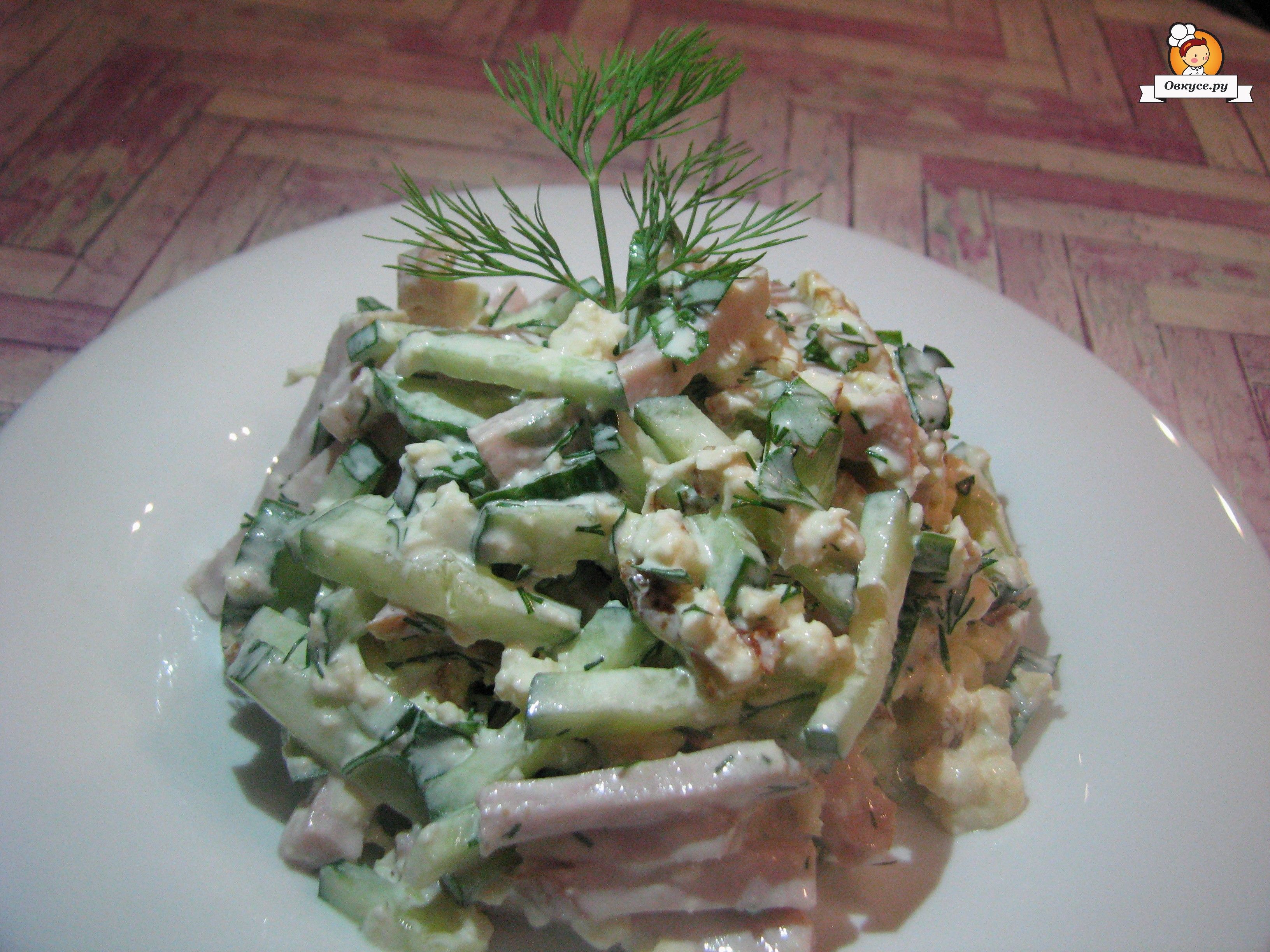 Соломка — салат с копченой колбасой « Рецепты салатов