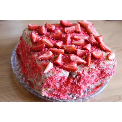 Торт без выпечки «Рай для сладкоежек🍓»