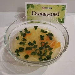 Куриный суп с лапшой