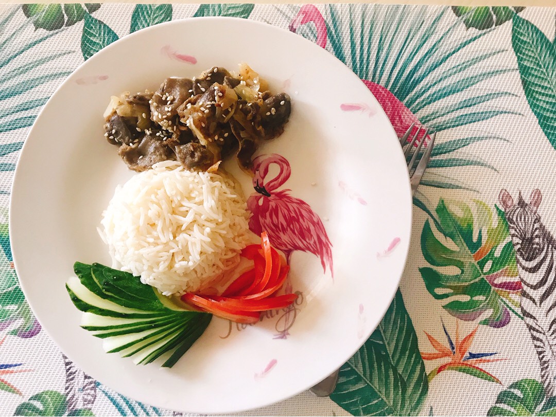 Куриные «пупочки» с рисом